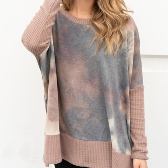 🆕🌿TIE DYE SWEATER🌿 - Picture 3 of 8